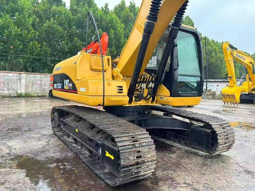 CAT 320 C - حفارات زحافة: صور 2 CAT 320 C - حفارات زحافة: صور 2