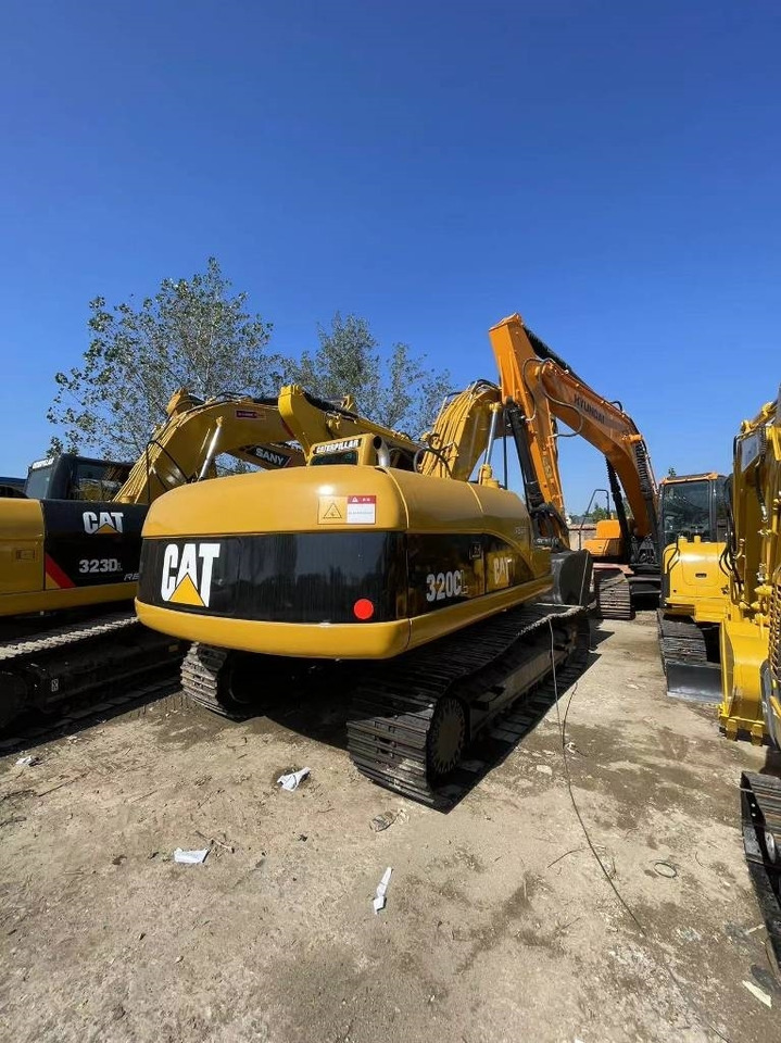 حفارات زحافة CAT 320 GC: صور 1