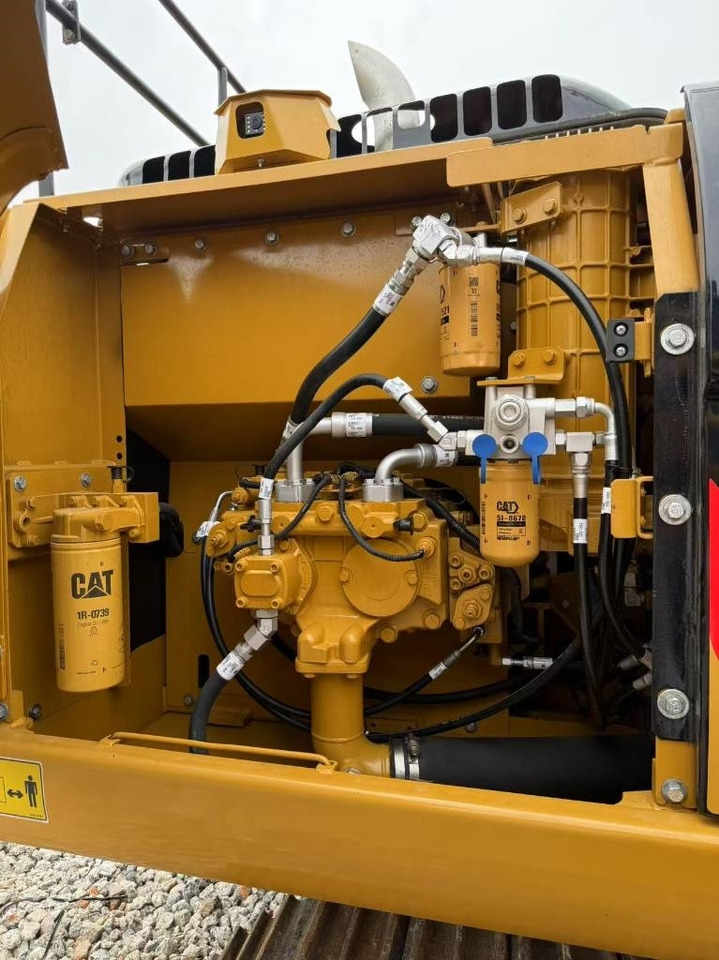 CAT 320D2  - حفارات زحافة: صور 4 CAT 320D2  - حفارات زحافة: صور 4