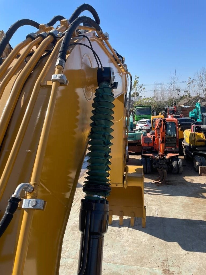 CAT 330 D - حفارات زحافة: صور 3 CAT 330 D - حفارات زحافة: صور 3