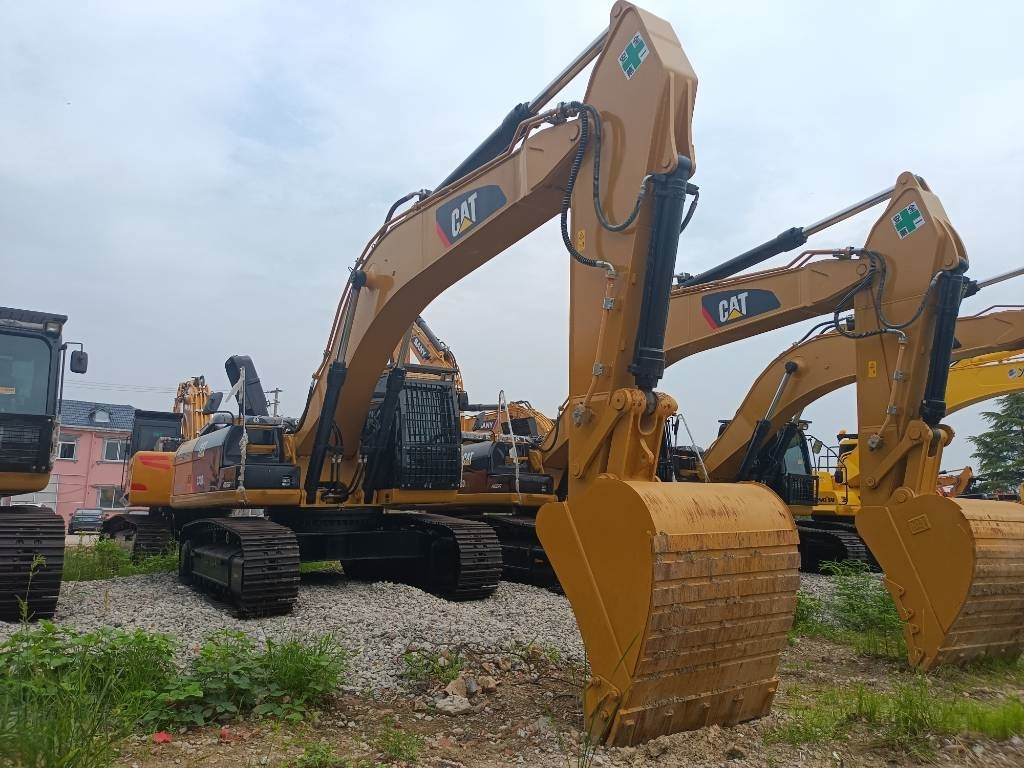 CAT 330 D - حفارات زحافة: صور 3 CAT 330 D - حفارات زحافة: صور 3