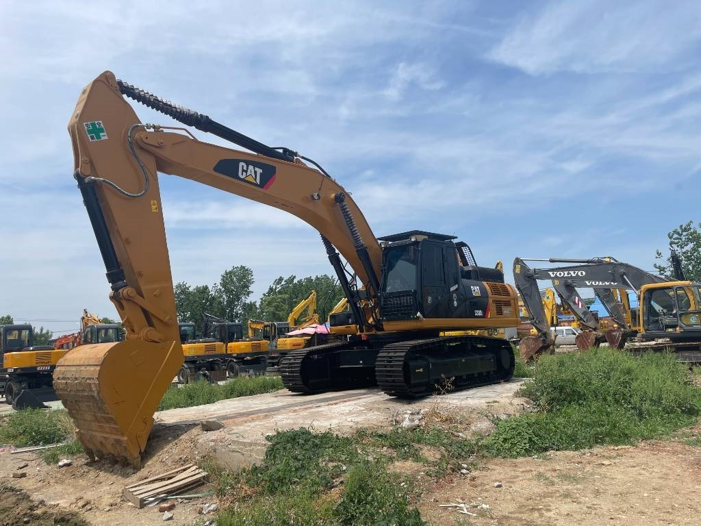 CAT 330D2 - حفارات زحافة: صور 2 CAT 330D2 - حفارات زحافة: صور 2