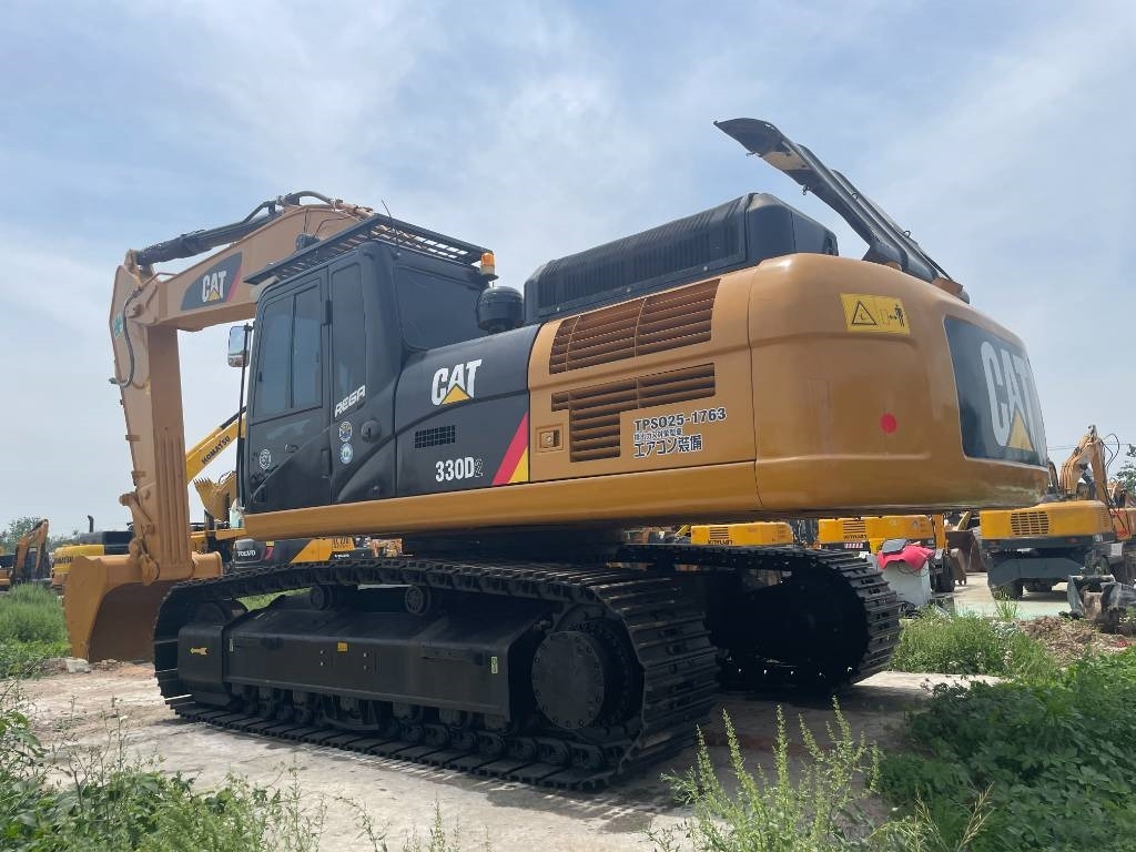 CAT 330D2 - حفارات زحافة: صور 1 CAT 330D2 - حفارات زحافة: صور 1