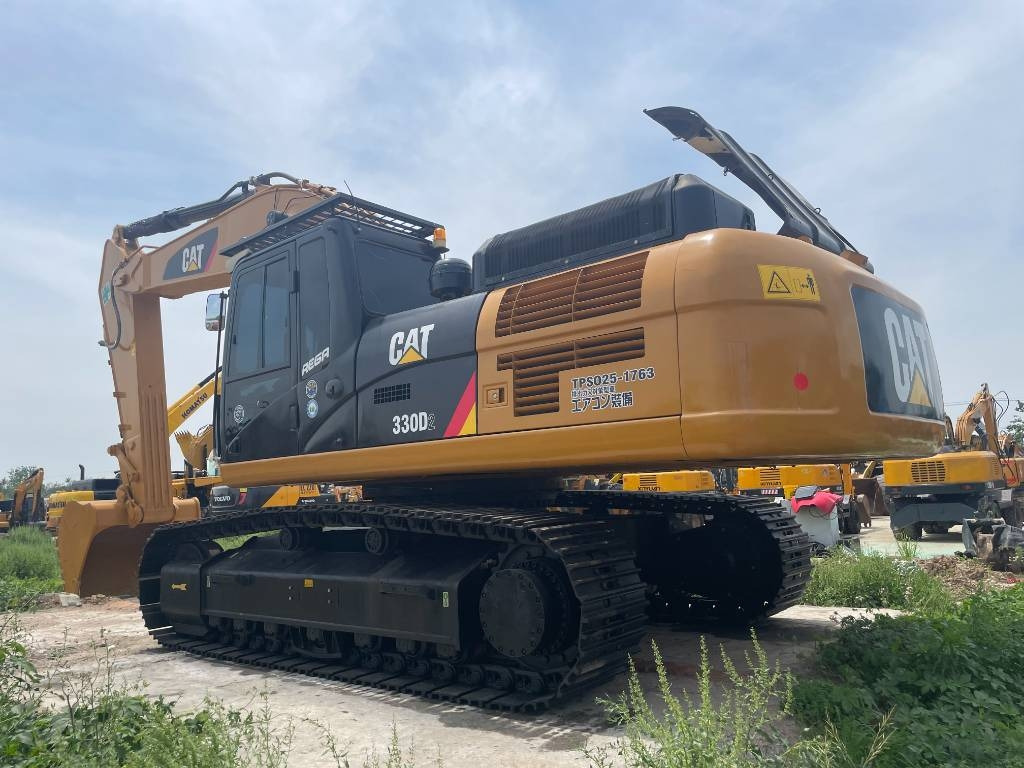 CAT 330D2 - حفارات زحافة: صور 1 CAT 330D2 - حفارات زحافة: صور 1