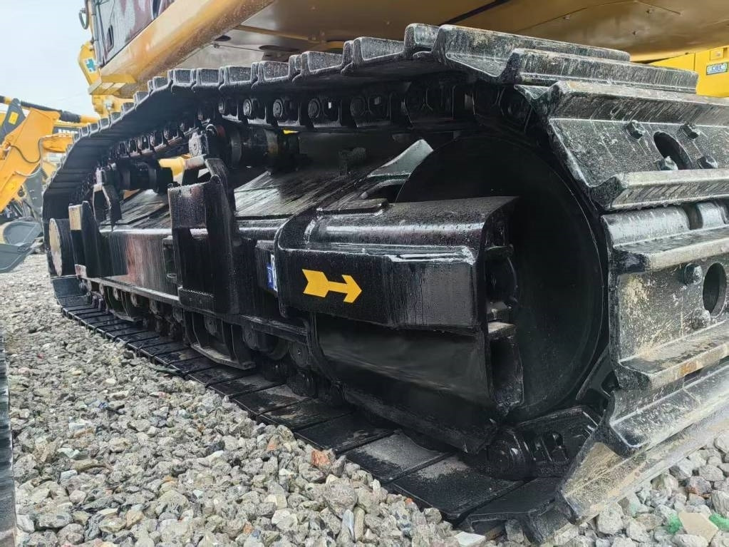 CAT 340 - حفارات زحافة: صور 3 CAT 340 - حفارات زحافة: صور 3