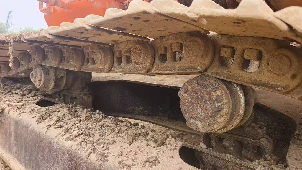 Doosan DH 225 LC-7 - حفارات زحافة: صور 2 Doosan DH 225 LC-7 - حفارات زحافة: صور 2