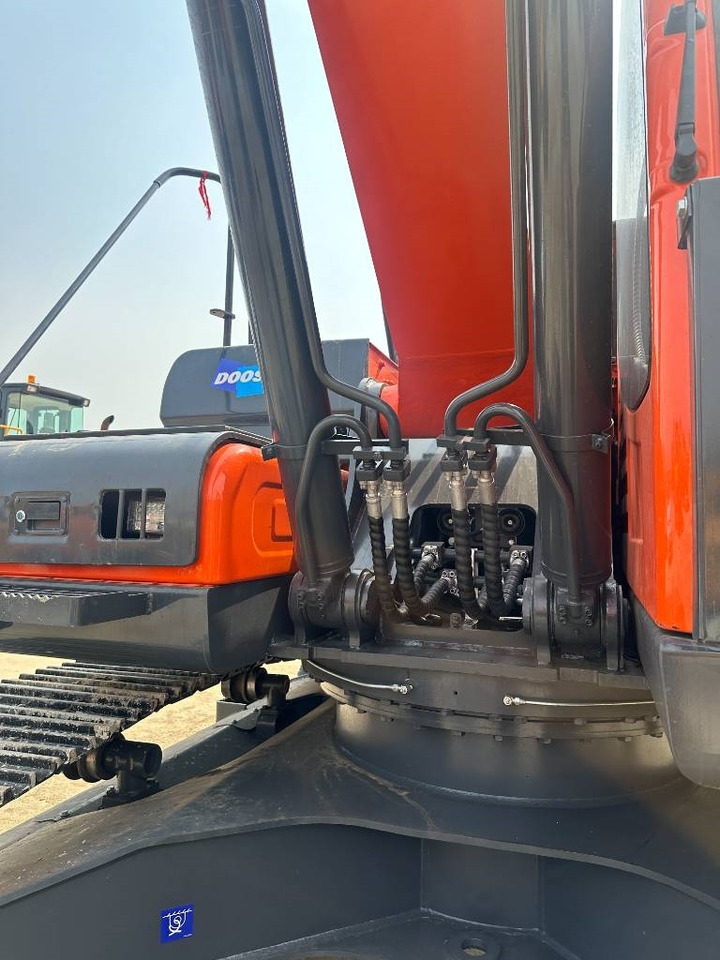 حفارات زحافة Doosan DX 225LC-9C [ Copy ]: صور 6
