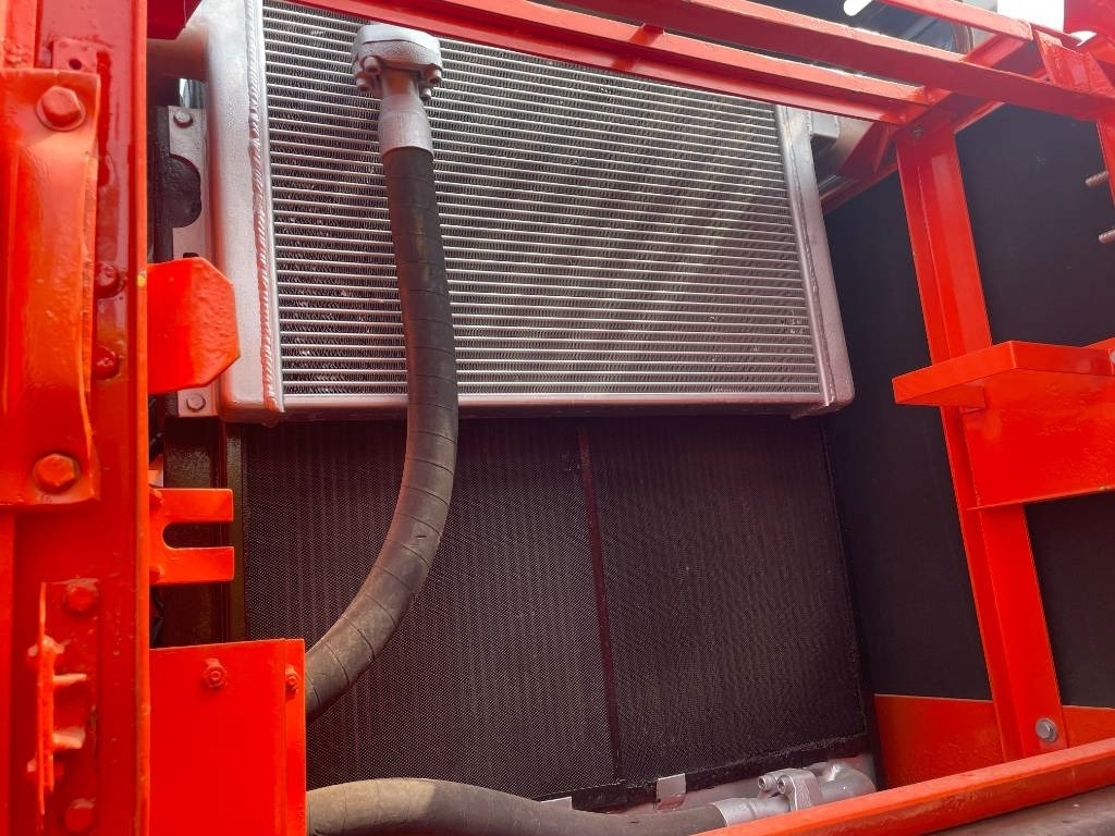 Doosan DX 300  - حفارات زحافة: صور 5 Doosan DX 300  - حفارات زحافة: صور 5