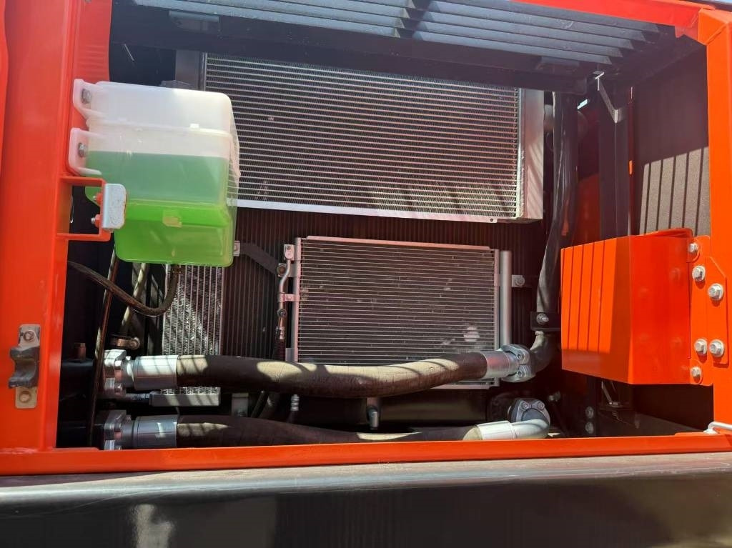 Doosan DX 340 - حفارات زحافة: صور 5 Doosan DX 340 - حفارات زحافة: صور 5