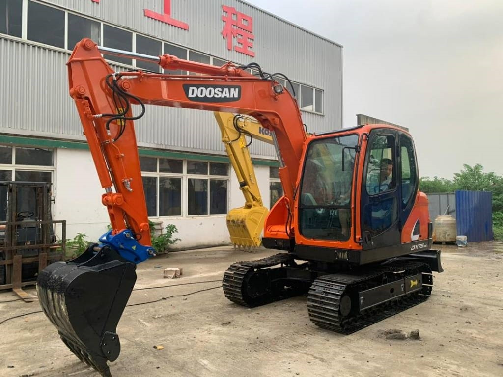 Doosan DX 75-9 C - حفارة مصغرة: صور 2 Doosan DX 75-9 C - حفارة مصغرة: صور 2