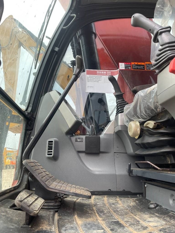 Doosan DX225LCA  - حفارات زحافة: صور 2 Doosan DX225LCA  - حفارات زحافة: صور 2