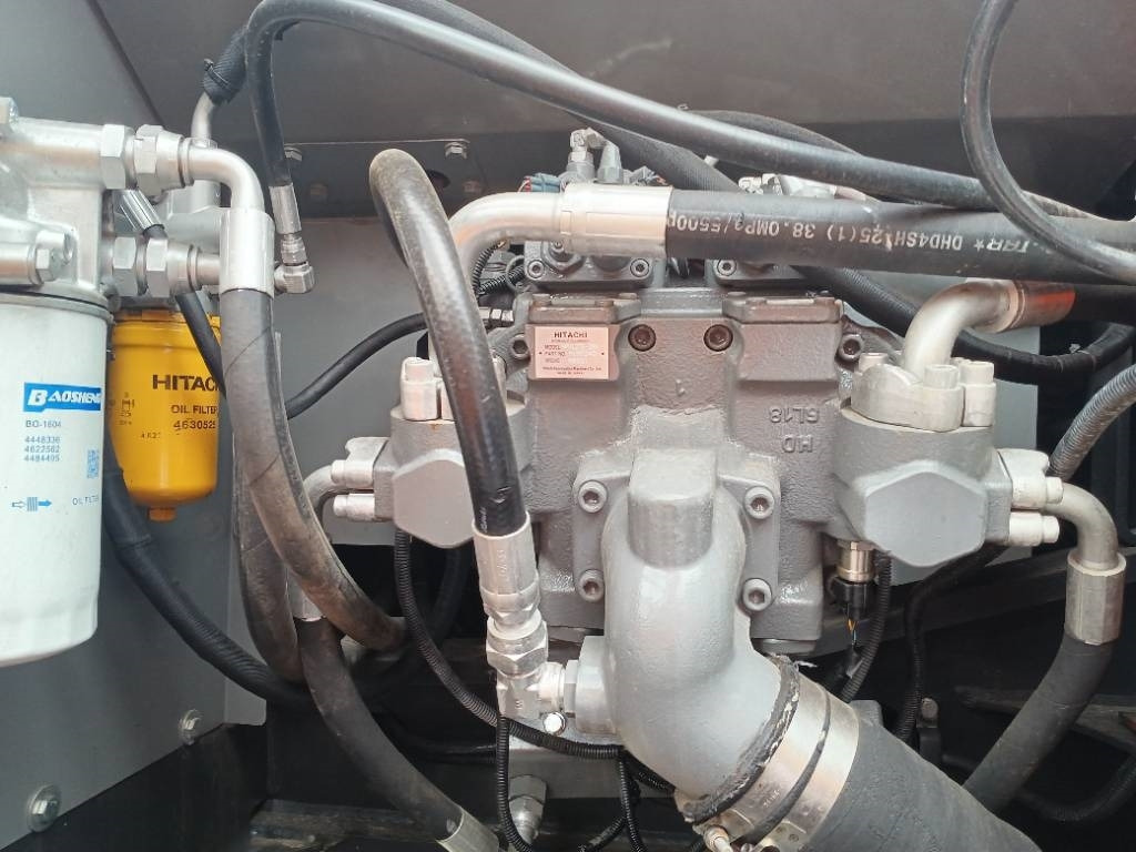 حفارات زحافة جديد Hitachi ZX 200: صور 9 حفارات زحافة جديد Hitachi ZX 200: صور 9