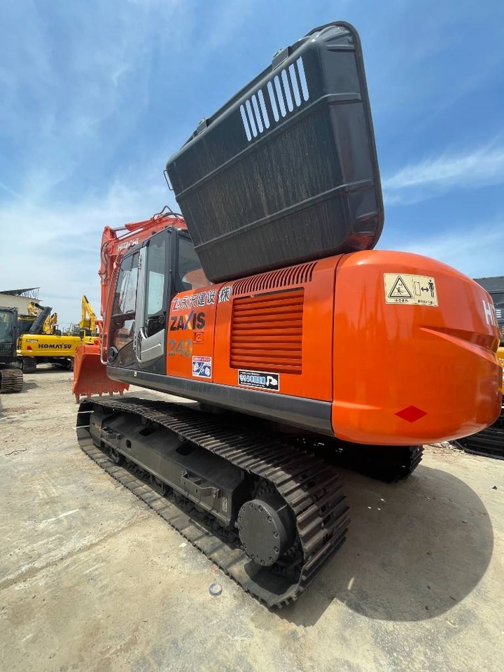 Hitachi ZX 240 - حفارات زحافة: صور 3 Hitachi ZX 240 - حفارات زحافة: صور 3