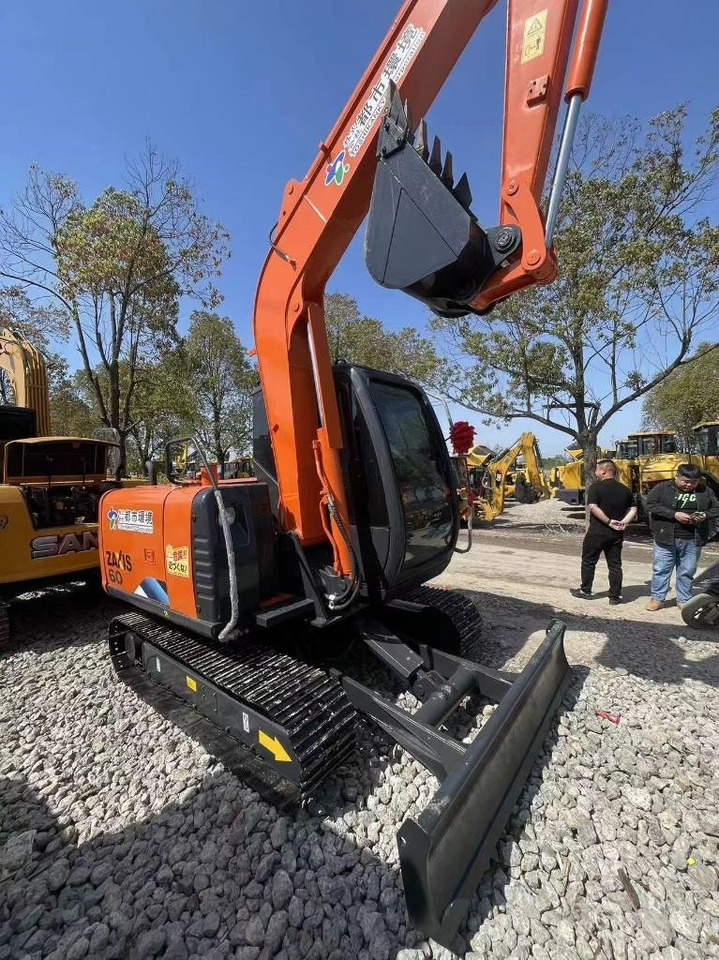 Hitachi ZX 60 - حفارة مصغرة: صور 2 Hitachi ZX 60 - حفارة مصغرة: صور 2