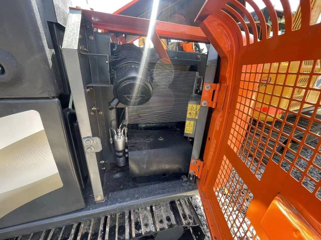 حفارة مصغرة Hitachi ZX 60: صور 7