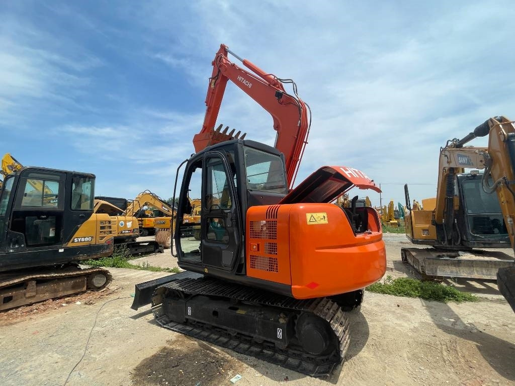 Hitachi ZX 70 - حفارة مصغرة: صور 2 Hitachi ZX 70 - حفارة مصغرة: صور 2