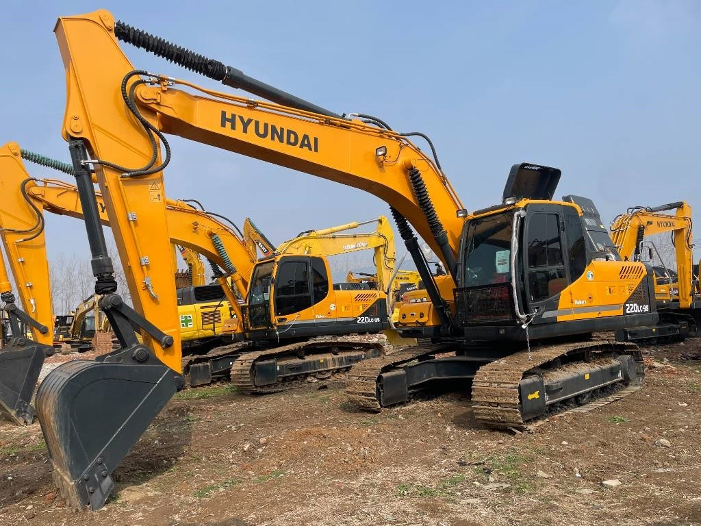 Hyundai 225LC-9S - حفارات زحافة: صور 5 Hyundai 225LC-9S - حفارات زحافة: صور 5
