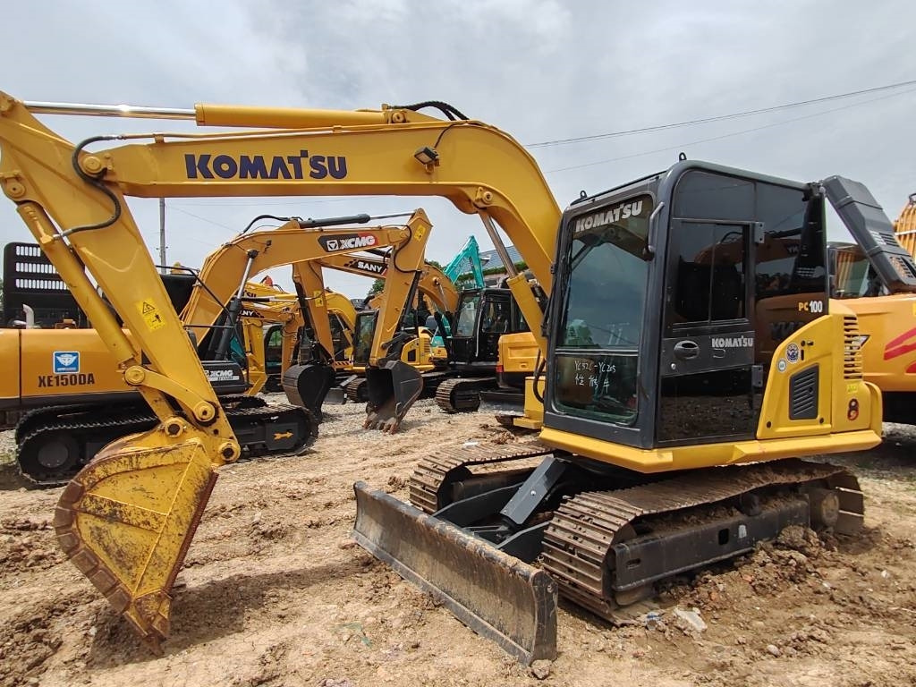 Komatsu PC 100 - حفارات زحافة: صور 2 Komatsu PC 100 - حفارات زحافة: صور 2