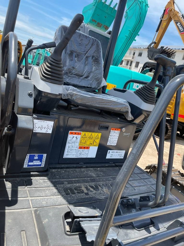 Komatsu PC 20 MR - حفارة مصغرة: صور 3 Komatsu PC 20 MR - حفارة مصغرة: صور 3