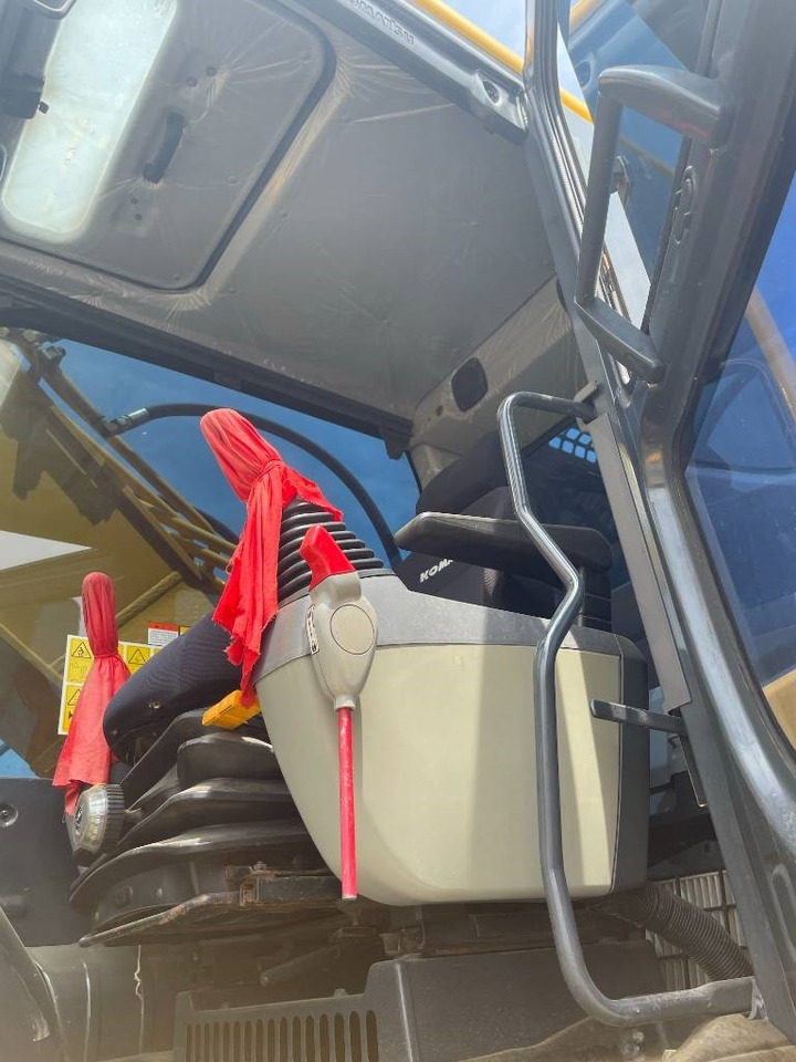 Komatsu PC 350 - حفارات زحافة: صور 2 Komatsu PC 350 - حفارات زحافة: صور 2