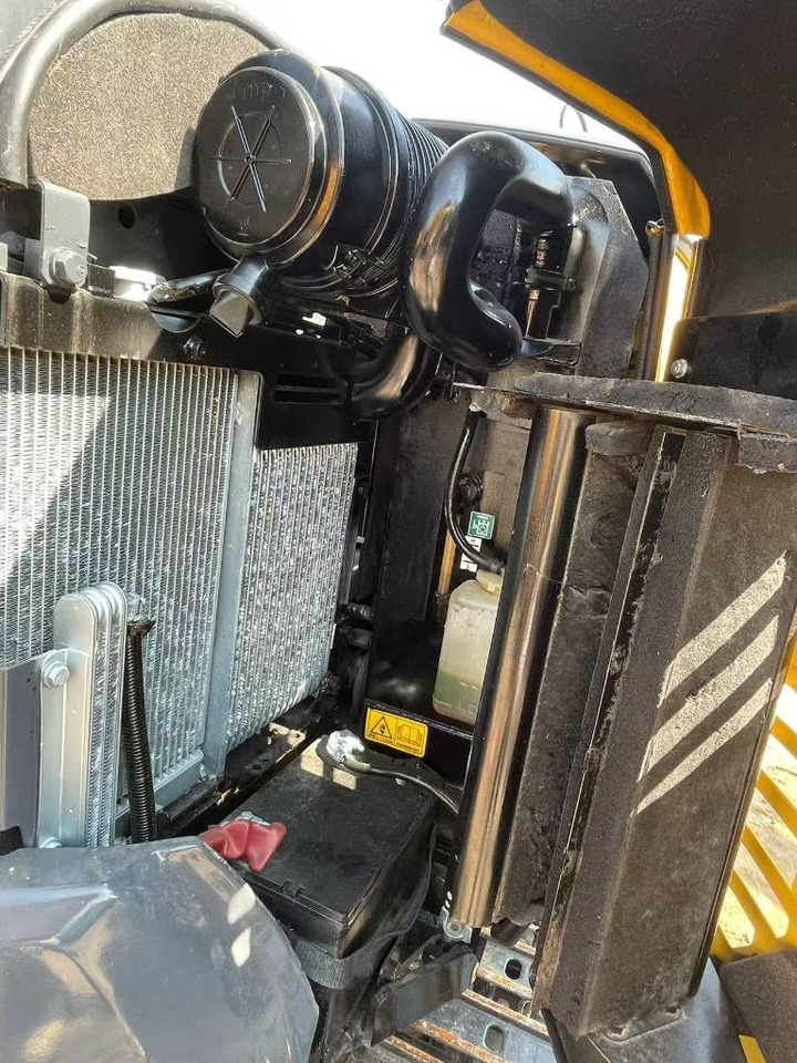 Komatsu PC 35 - حفارة مصغرة: صور 5 Komatsu PC 35 - حفارة مصغرة: صور 5