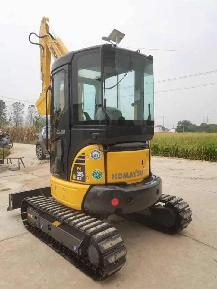 Komatsu PC 35  - حفارة مصغرة: صور 2 Komatsu PC 35  - حفارة مصغرة: صور 2