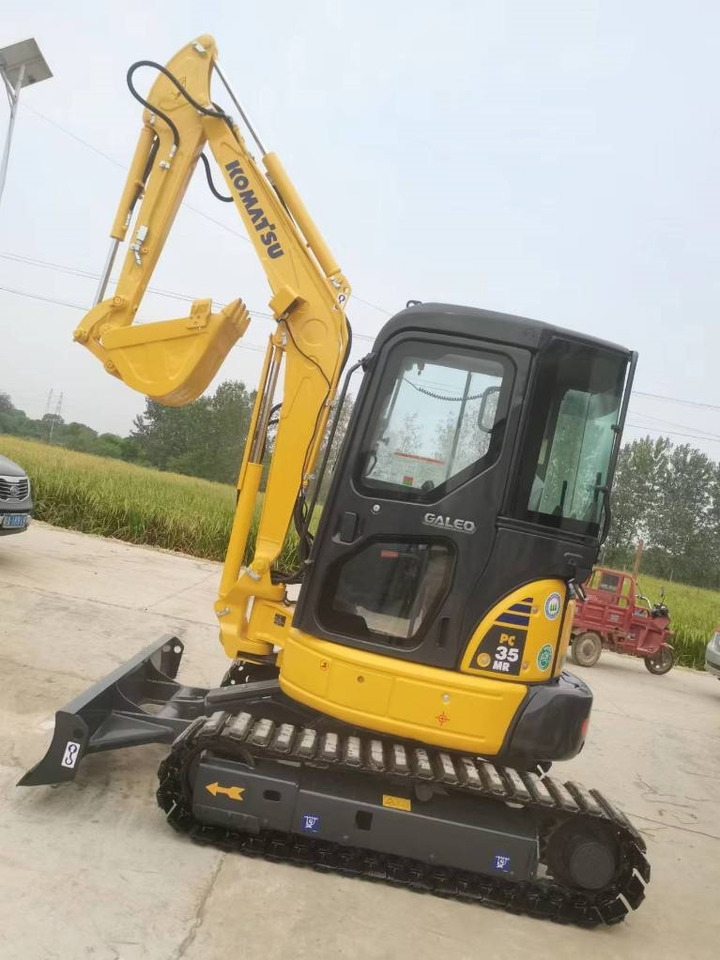 Komatsu PC 35  - حفارة مصغرة: صور 5 Komatsu PC 35  - حفارة مصغرة: صور 5