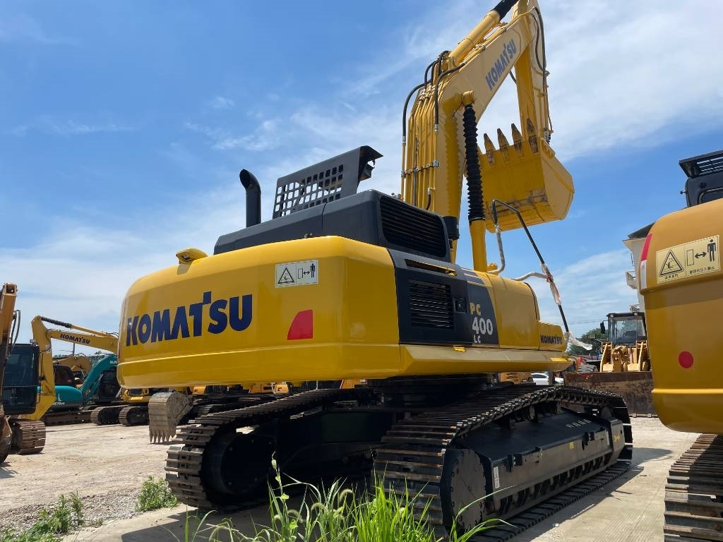 Komatsu PC 400 - حفارات زحافة: صور 1 Komatsu PC 400 - حفارات زحافة: صور 1