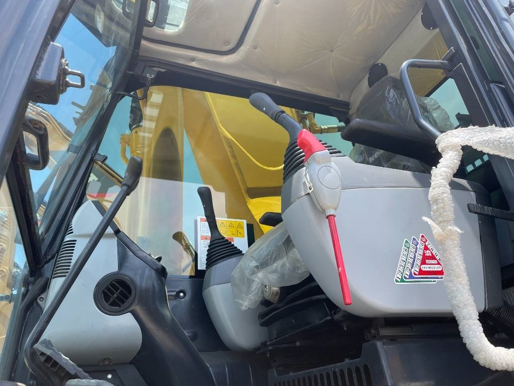 Komatsu PC 400 - حفارات زحافة: صور 5 Komatsu PC 400 - حفارات زحافة: صور 5