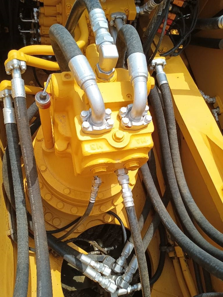 Komatsu PC 450 - حفارات زحافة: صور 4 Komatsu PC 450 - حفارات زحافة: صور 4