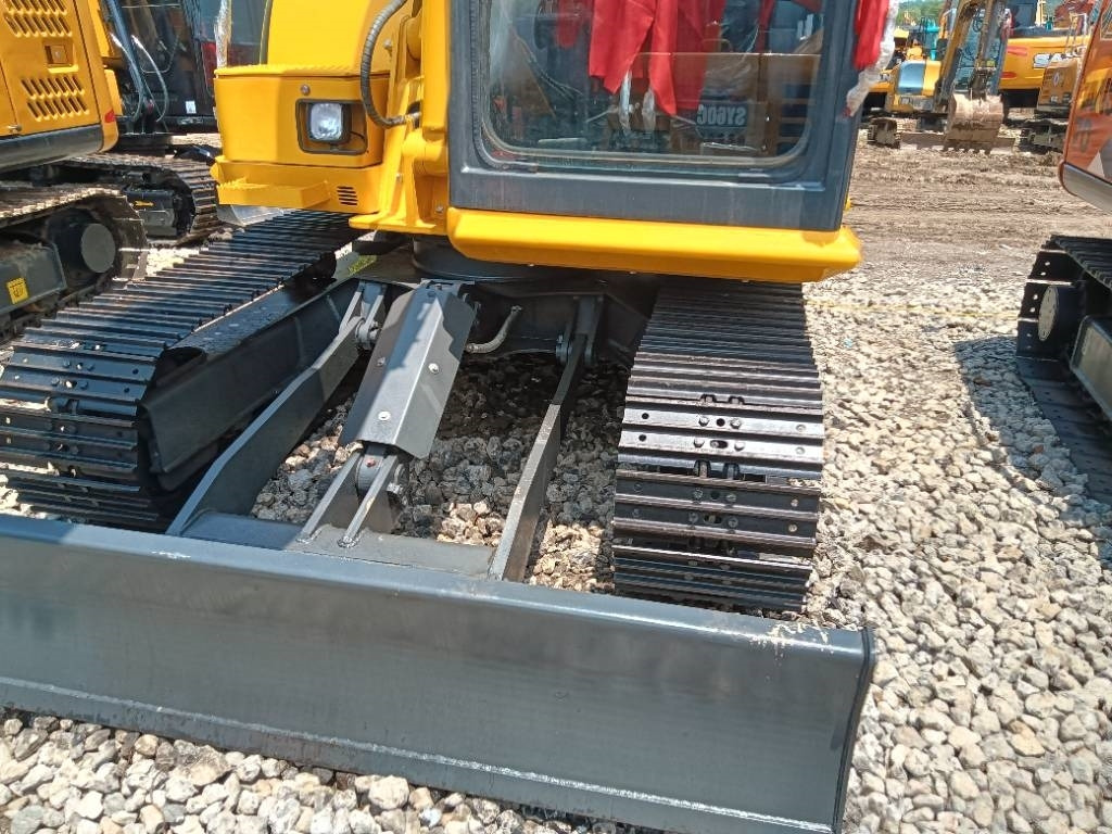 Komatsu PC 70  - حفارة مصغرة: صور 5 Komatsu PC 70  - حفارة مصغرة: صور 5