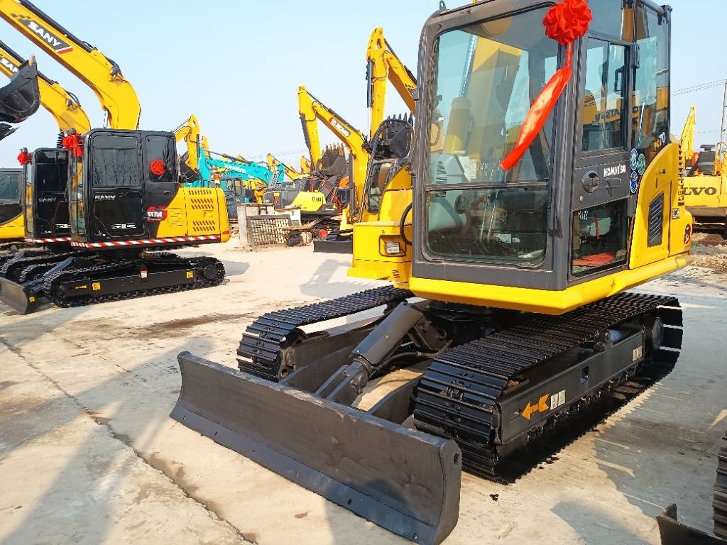 حفارة مصغرة Komatsu PC 70: صور 7 حفارة مصغرة Komatsu PC 70: صور 7