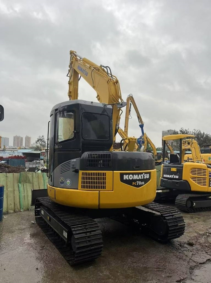 Komatsu PC 78 US - حفارات زحافة: صور 3 Komatsu PC 78 US - حفارات زحافة: صور 3