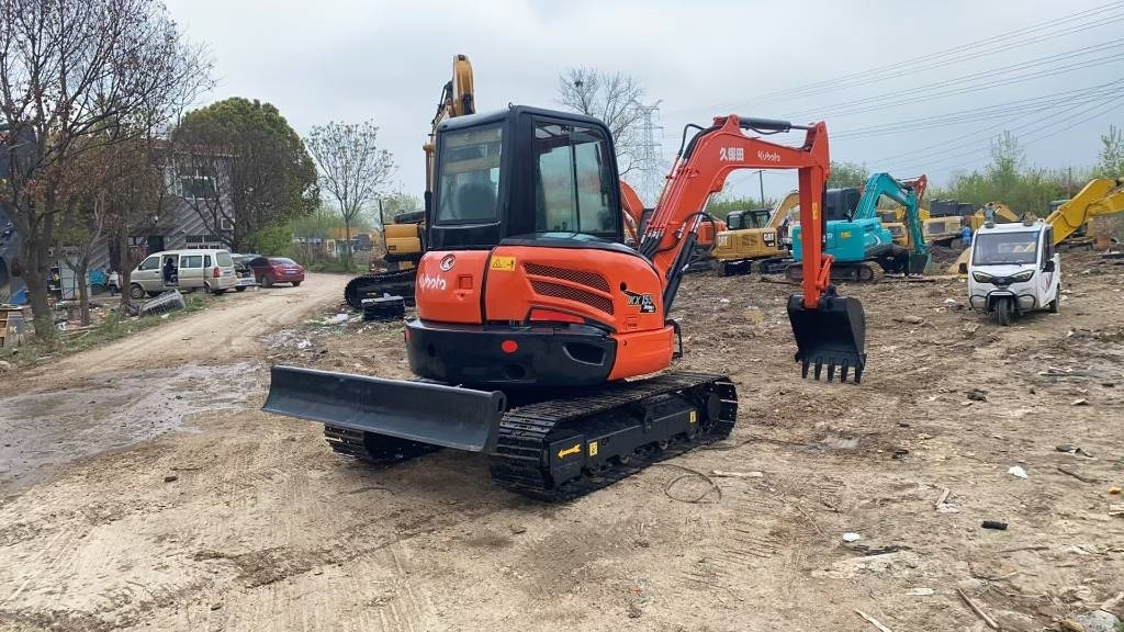 Kubota KX 155 - حفارة مصغرة: صور 4 Kubota KX 155 - حفارة مصغرة: صور 4
