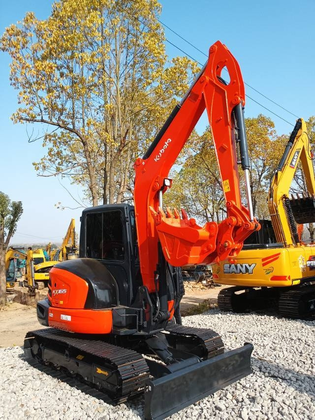 Kubota KX 165 - حفارة مصغرة: صور 1 Kubota KX 165 - حفارة مصغرة: صور 1