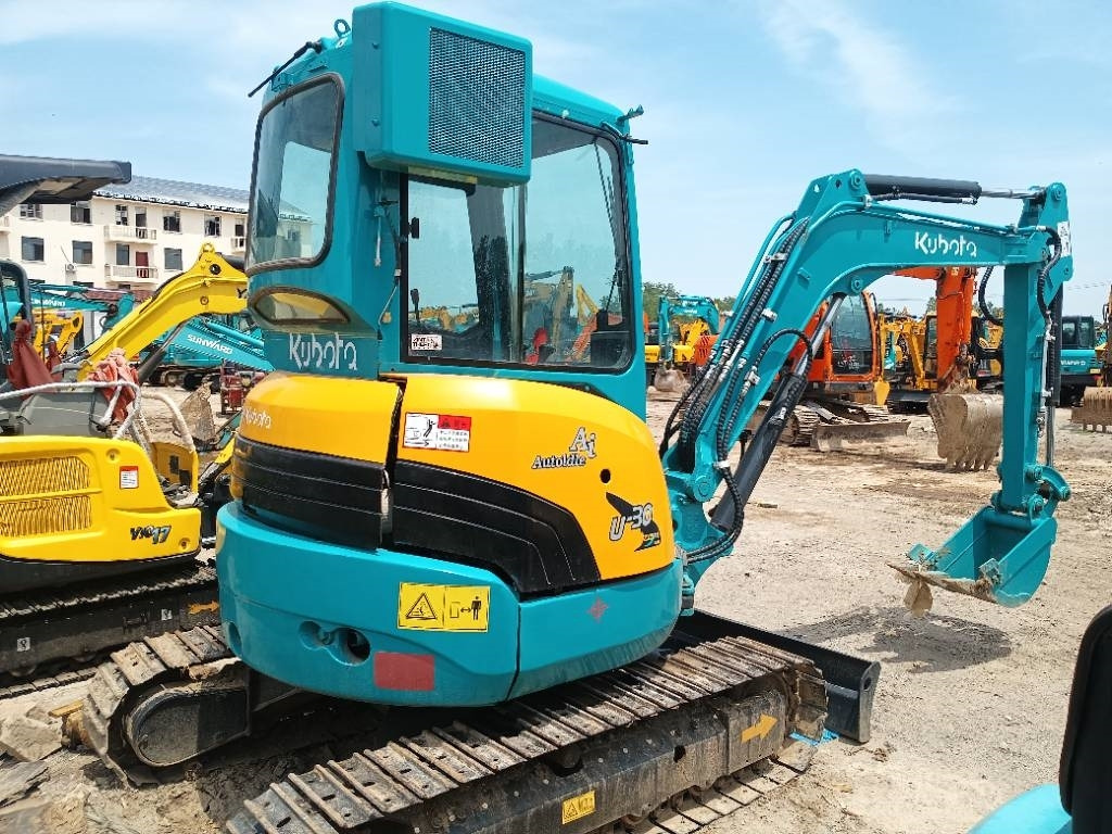 Kubota U 30 - حفارة مصغرة: صور 5 Kubota U 30 - حفارة مصغرة: صور 5