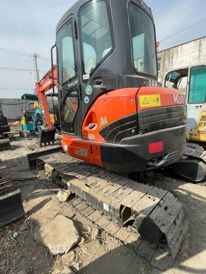Kubota U 35 - حفارة مصغرة: صور 5 Kubota U 35 - حفارة مصغرة: صور 5