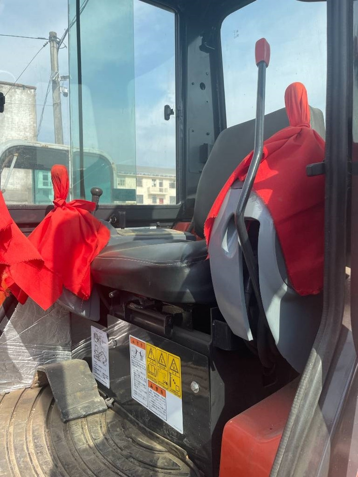 Kubota U 35 - حفارة مصغرة: صور 3 Kubota U 35 - حفارة مصغرة: صور 3