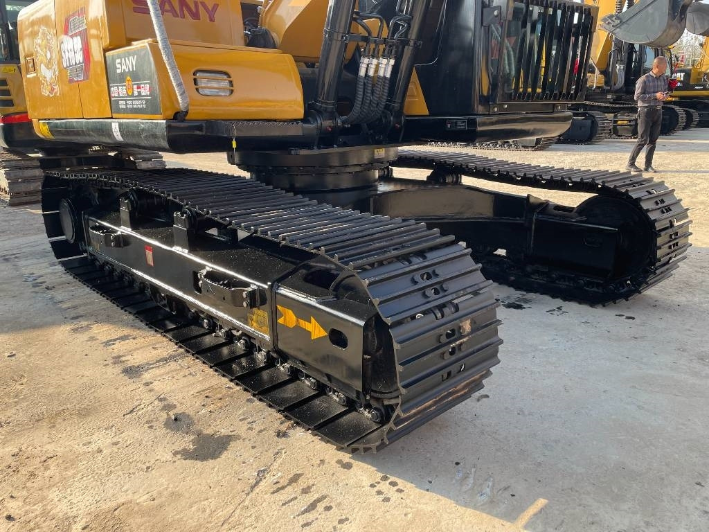 Sany SY 135 C - حفارات زحافة: صور 4 Sany SY 135 C - حفارات زحافة: صور 4