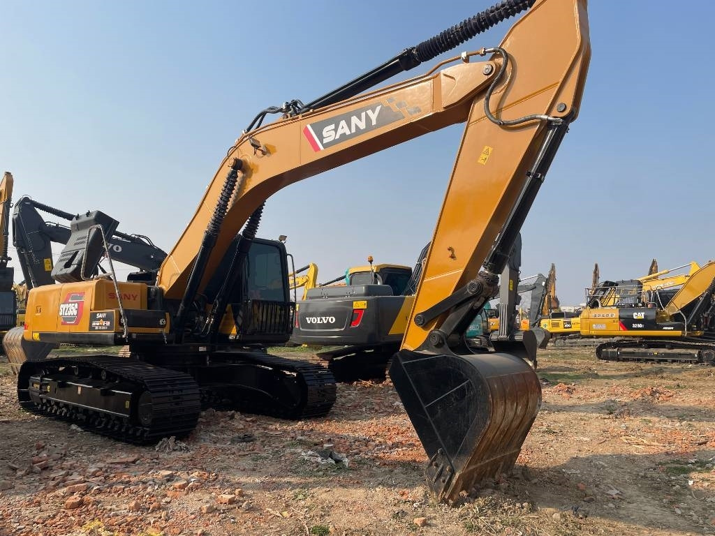 Sany SY 235 C - حفارات زحافة: صور 3 Sany SY 235 C - حفارات زحافة: صور 3