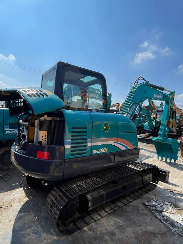 Sunward SWE 60 - حفارة مصغرة: صور 4 Sunward SWE 60 - حفارة مصغرة: صور 4