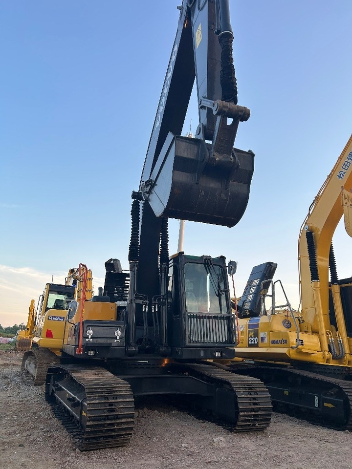 Volvo EC 210 - حفارات زحافة: صور 5 Volvo EC 210 - حفارات زحافة: صور 5