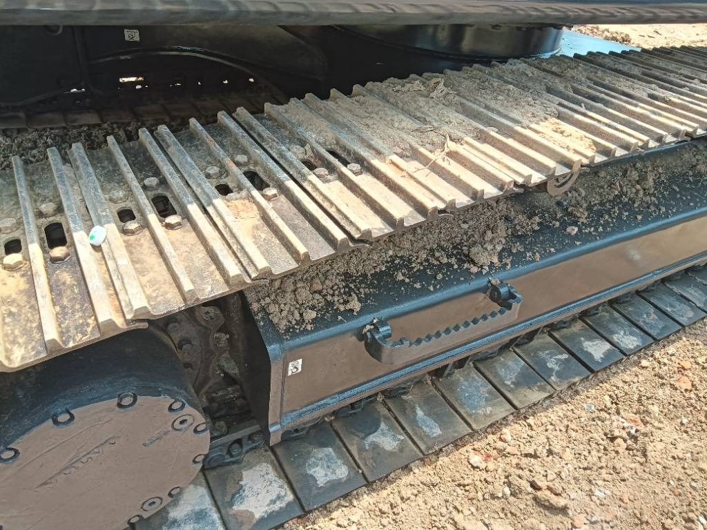 Volvo EC 240 - حفارات زحافة: صور 3 Volvo EC 240 - حفارات زحافة: صور 3