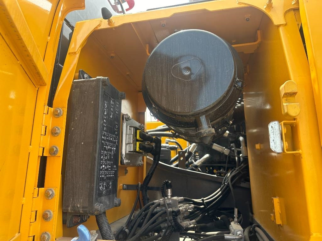 Volvo EC 250 D - حفارات زحافة: صور 3 Volvo EC 250 D - حفارات زحافة: صور 3