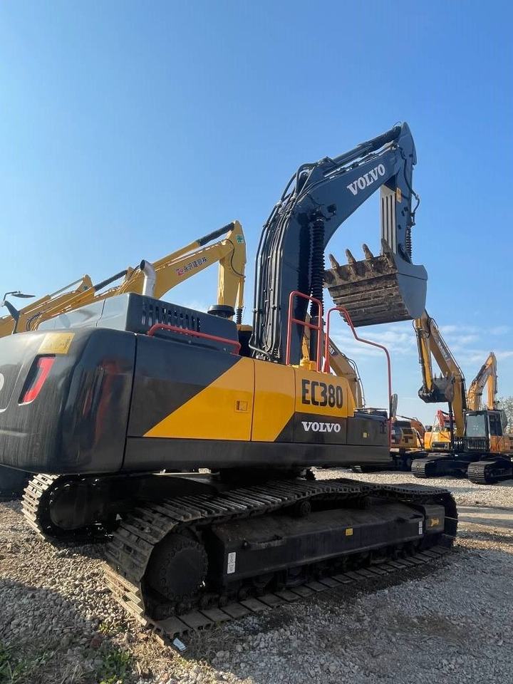 Volvo EC 380 D L - حفارات زحافة: صور 1 Volvo EC 380 D L - حفارات زحافة: صور 1