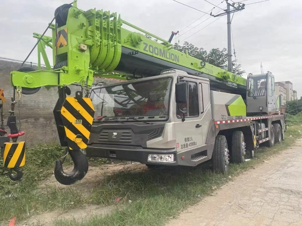 Zoomlion ZTC 500 V - رافعة لجميع التضاريس: صور 1 Zoomlion ZTC 500 V - رافعة لجميع التضاريس: صور 1