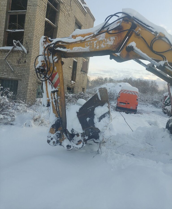 حفارة على عجلات Liebherr 900A: صور 11 حفارة على عجلات Liebherr 900A: صور 11