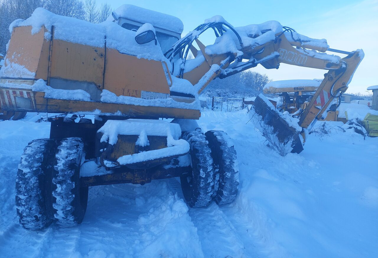 حفارة على عجلات Liebherr 900A: صور 12 حفارة على عجلات Liebherr 900A: صور 12