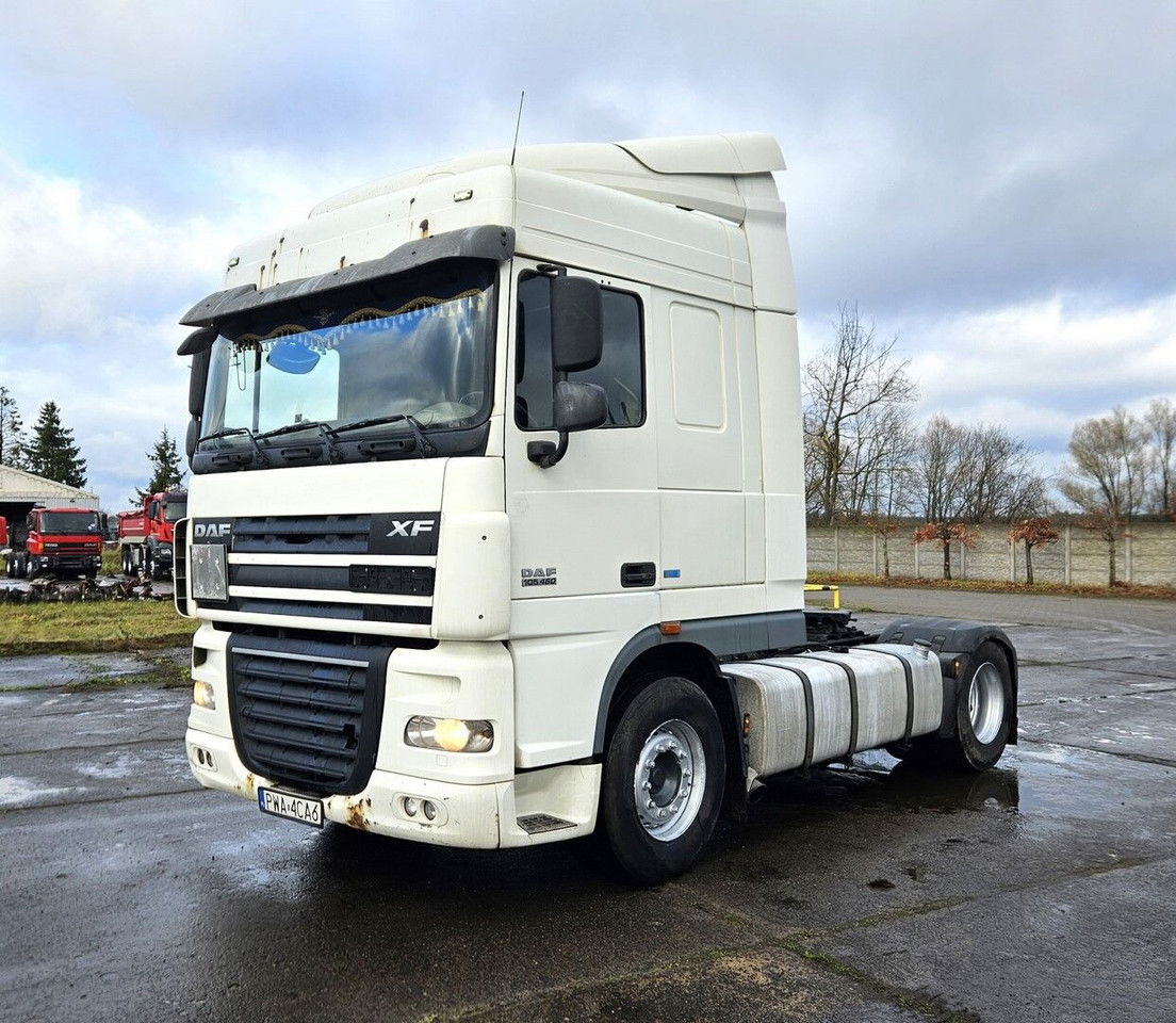 DAF XF 105.460 - شاحنة جرار: صور 1 DAF XF 105.460 - شاحنة جرار: صور 1