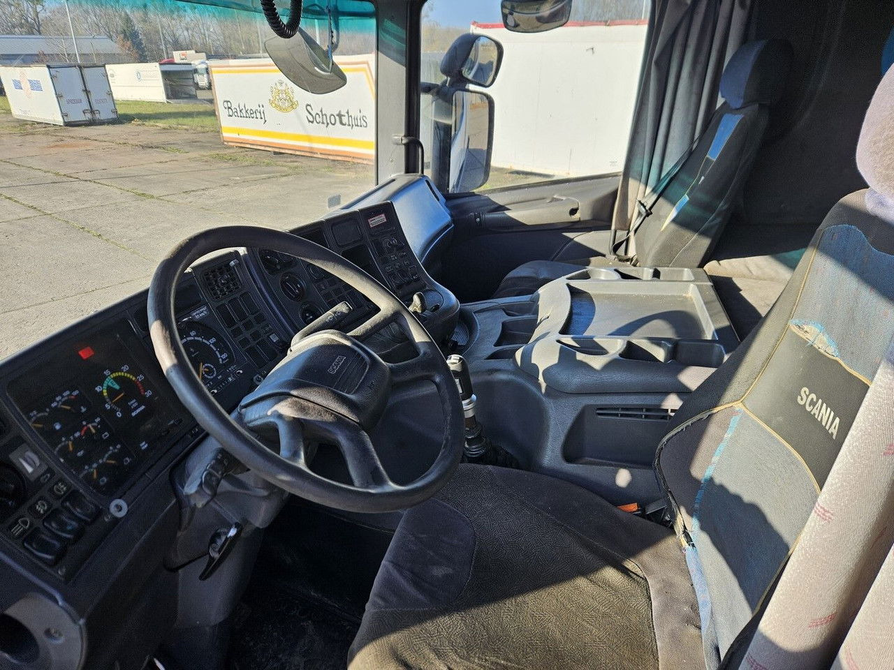 شاحنة جرار Scania 114 380- manual gearbox 3+3: صور 9 شاحنة جرار Scania 114 380- manual gearbox 3+3: صور 9